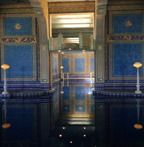 likeghostsinsnow:Golden Pool | Hearst Castle