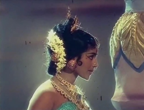 Kandan Karunai (1967)