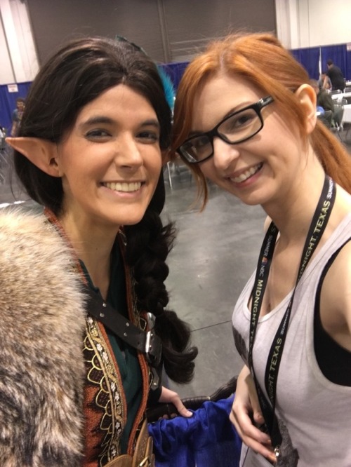 arkadycosplay:Holy shit, @qunaributts actually exists!!! I’ve been following her for over two 