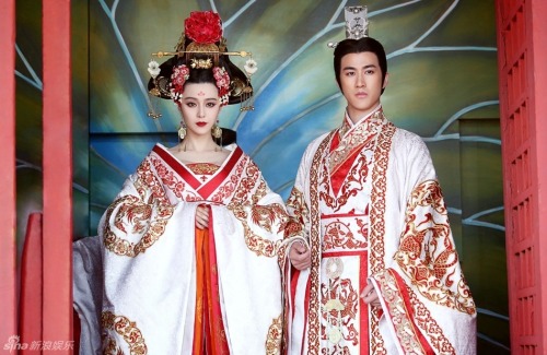  xxxshakespearexxx:The Empress of China 武则天 Wu ZetianFan Bing Bing 范冰冰 @ Aarif 李治廷http://www.ancient