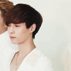 yixingy:  183/100 Gifs of Yixing. Yixing seducing the fuck outta you. 