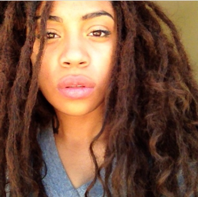 lovedivika:  Texture in locs 