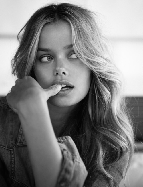 heroinchiq:   OH YEAH WE LOVE: Frida Aasen by Keiichiro Nakajima 