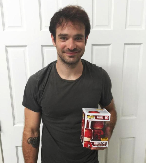 netflixdaredevil:Charlie Cox took some time on the @Daredevil set to hang out with his Pop! Excited 