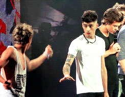 zaynsxo:  x 