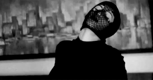 THE FASHIONEETA
