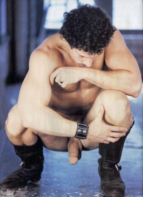 Vintage daddy Kyle Hazard