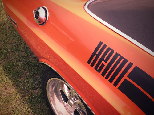 hemi by BiERLOS on Flickr.