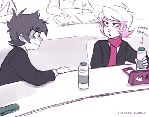 Roxy won’t fall for your pranks you egg[college au]