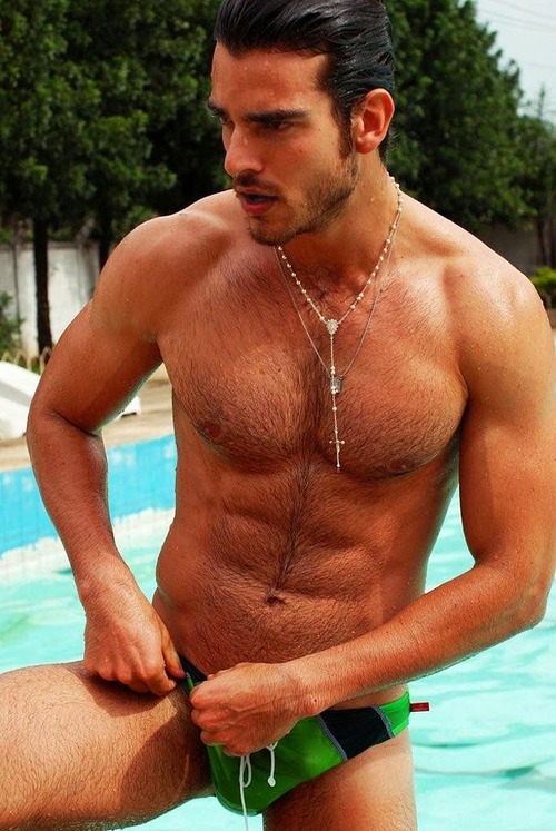 furrypty:  A blog to indulge your senses with the beauty of the male shapes.The blog – http://furrypty.tumblr.com/ The archive – http://furrypty.tumblr.com/archive