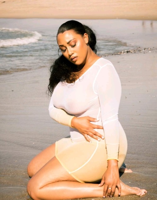 tellietime:  I think this is by far my favorite shoot. I had so much fun shooting by the ocean. I felt like a mermaid lol y'all think thick mermaids exist? 😜