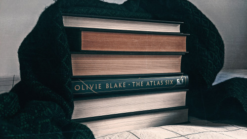 The Atlas Six by Olivie Blake (Tor Books 2022)Secrets. Betrayal. Seduction. Power. Welcome to the Al