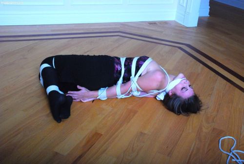 XXX bondagehedgehog:    Sasha Fae, part 2 photo