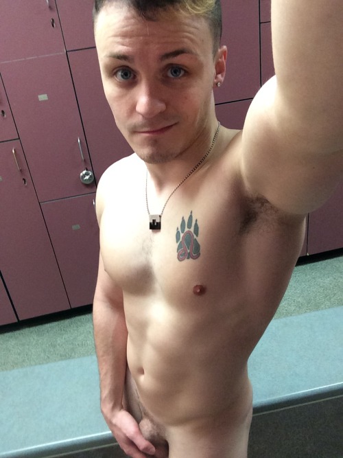 doodlehobbit:  Just some quick pics from a few days ago before I got sick.