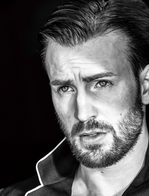 master-of-duct-tape:Chris Evans for Chinese publication Modern Weekly (random edits)