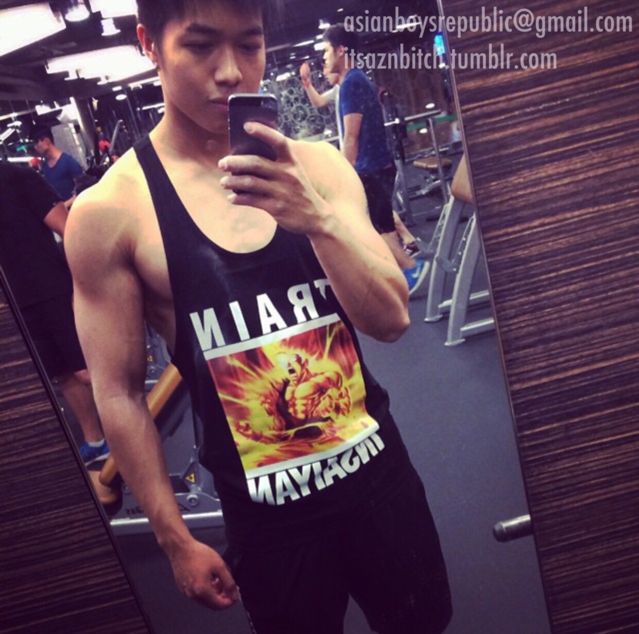 itsaznbitch:  Brad : EXPOSED!  Brad 22 from Hong Kong is a straight hottie working