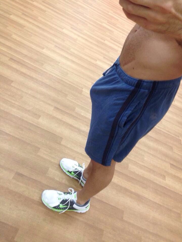 freeballingla:  Gym Bulge! Freeballingla.tumblr.com