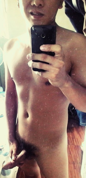 hot-men-of-reddit:  Need to hit the gym more via /r/AsianLadyboners http://ift.tt/1WJABta