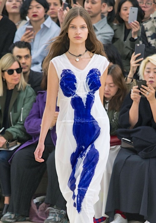 frackoviak: CÉLINE SPRING 2017 | FARETTA