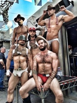 fitbearcatcher:  Furpect group