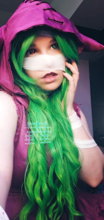 Yoshimura Eto  …  The One-Eyed OwlCosplay of this absolute queen from Tokyo Ghoul This was my Halloween costume this year hehehe. 