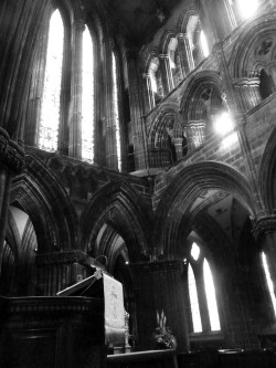 darklandss:  Glasgow Cathedral |