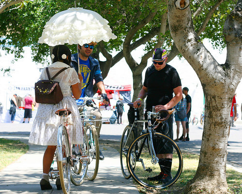 cycleflaneur: (via Cyclelicious » San Jose Bicycle Festival photos)