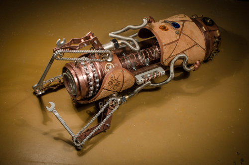 steampunksteampunk:Steampunk Portal Gun - by case15  