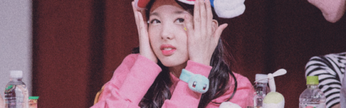 ꒰nayeon layouts꒱↳ like or reblog ¨̮♡¨̮