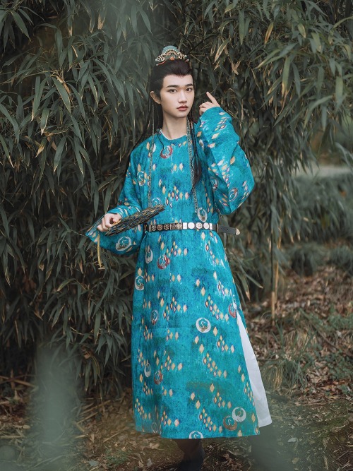 chinese hanfu for men by 君陈