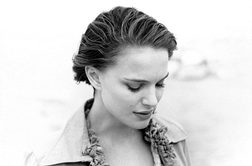 theforcesource:Natalie Portman photographed by Sonia Sieff (2005)