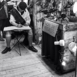 gro3dick:  straightkiltcock:  #kilt #artist #Scott #blackandwhite #blackandwhitephoto #bw #bwstyles_gf #halifax #halifaxseaportmarket #visitnovascotia #novascotia