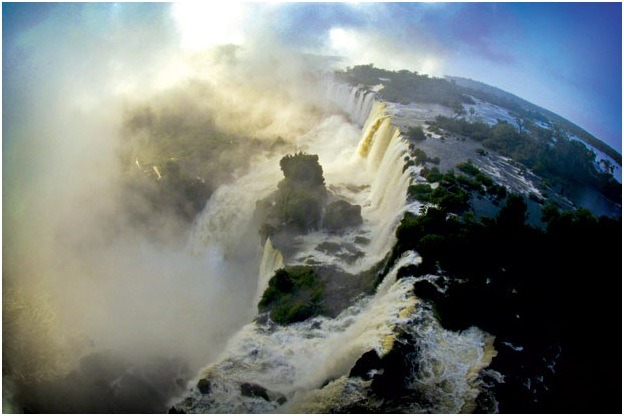 The Earth is not flat (Iguazu Falls, Brazil)