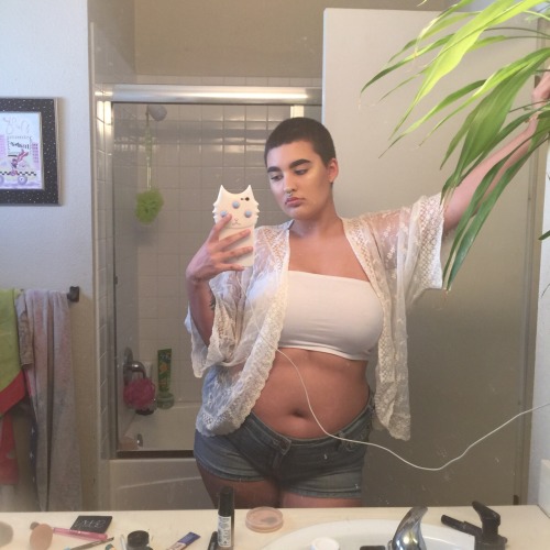 fatbruja:certifiedkilljoy:fatbruja:let fat people wear what they want summer 16Let ALL people wear w