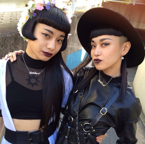 6gud:im screaming the 2 girls in the dance vine aya sato & bambi are engaged how cute