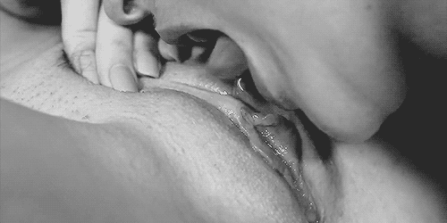 dbr2008:  cunnilingus-kinda-mood:  Mmm  Gee. Sus.