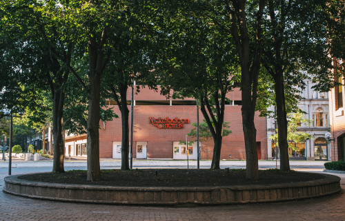 nickelodeon cinemas // middle street // downtown