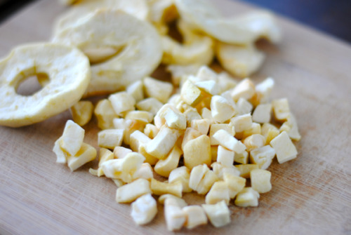 Homemade apple pie trail mix…so good! More on the blog!