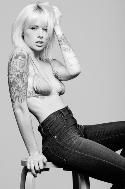 womenwithtatoos:  More girls with tattoos