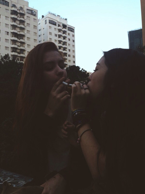 lets-runaway-and-get-lost:  Just another teen blog! I follow back similar ♥