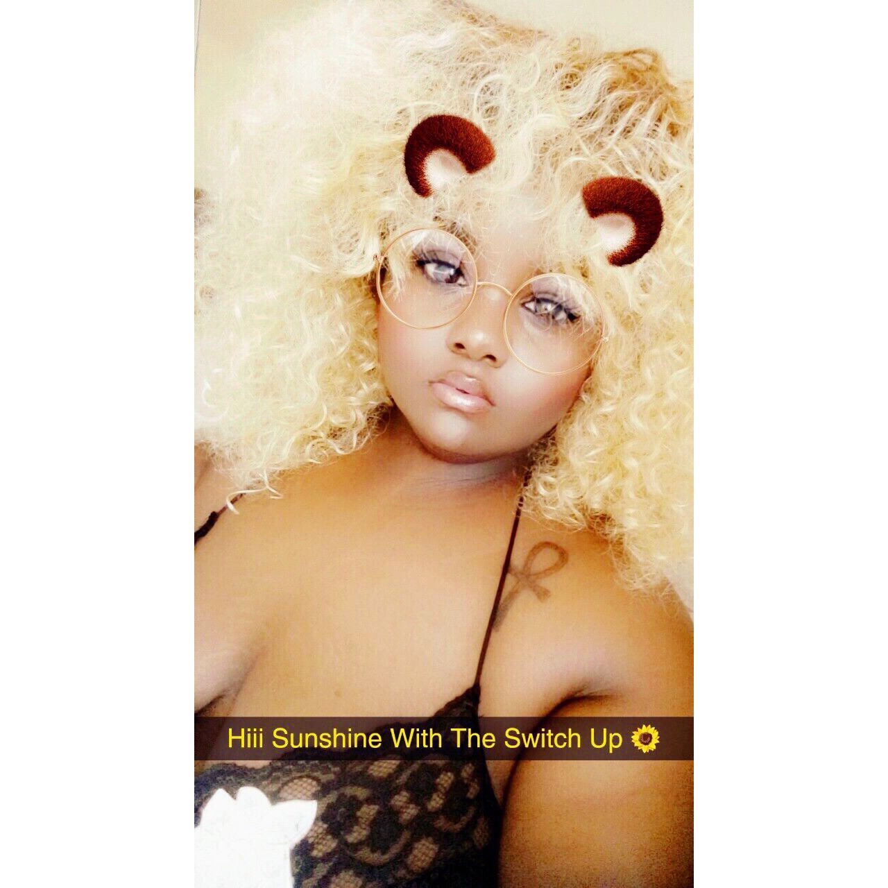 plussizedhiiipy:  onlyinbrooklin:  plussizedhiiipy:  Blonde. 💛  That color looks