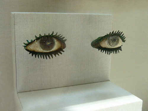 dwellerinthelibrary:Pair of Bronze marble frit quartz and obsidian eyes probably Greek 5th century B