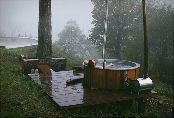 tinyhometrail:  Cinder Cone Treehouse(source)