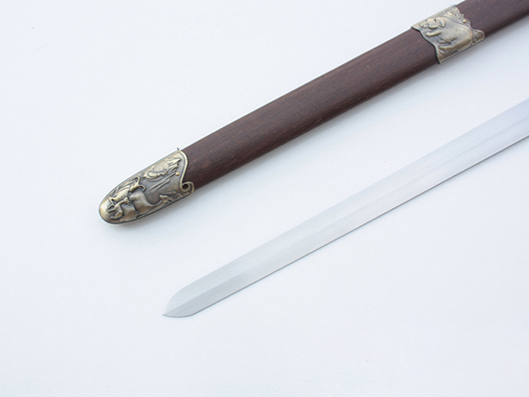 chinesesword:  Chinese Sword Chinese Zodiac Patternhttp://www.icnbuys.com/chinese-tai-chi-chinese-zodiac.htmlFollow