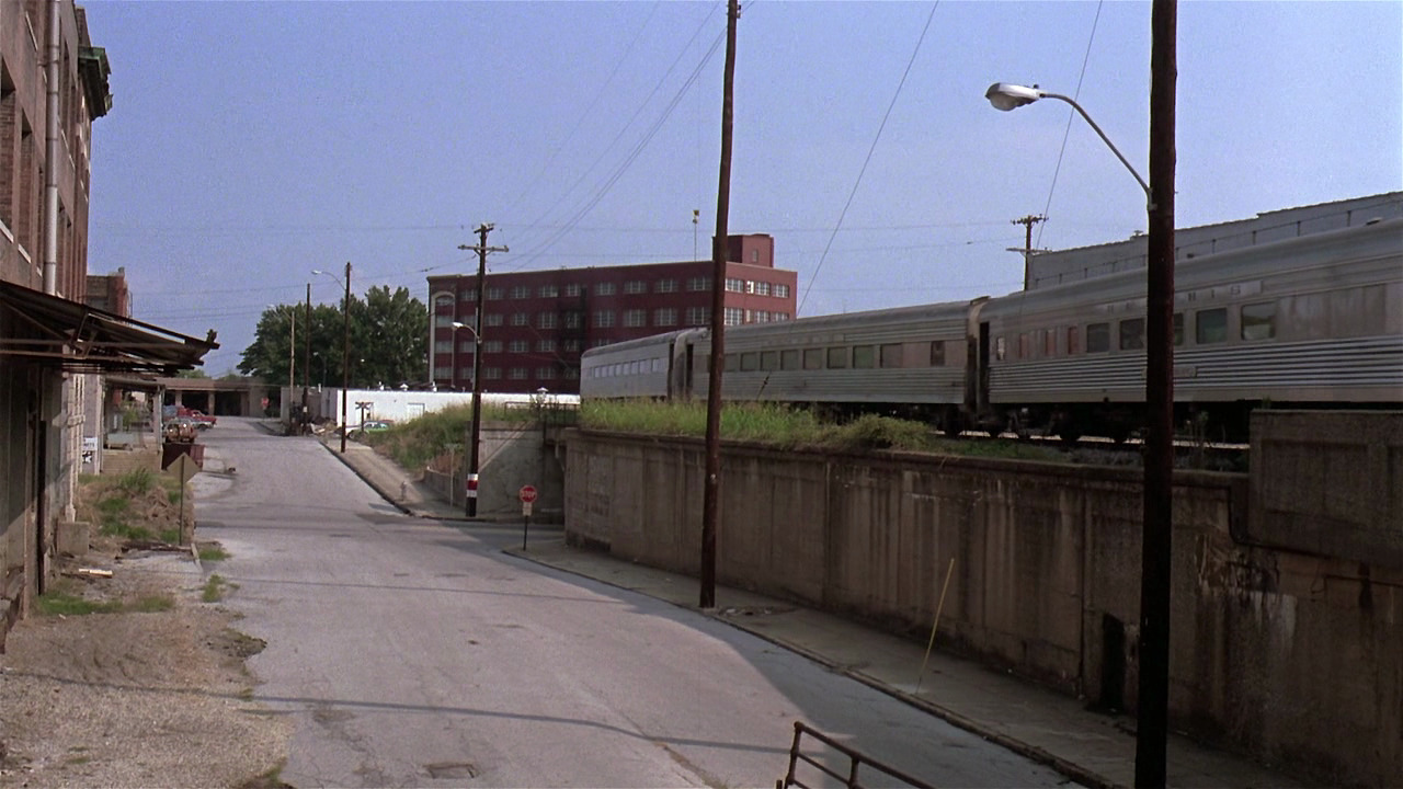 sesiondemadrugada:  Mystery Train (Jim Jarmusch, 1989). 