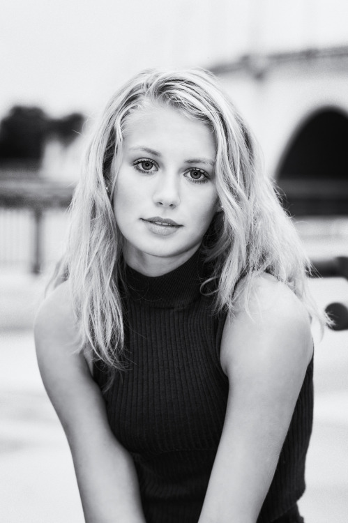 positivelynoteworthy:  Liz 3 BW Final (1 of 1) (via Christopher Rankin)