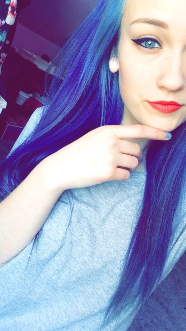 inhalexhal3:  another day another selfie(s)