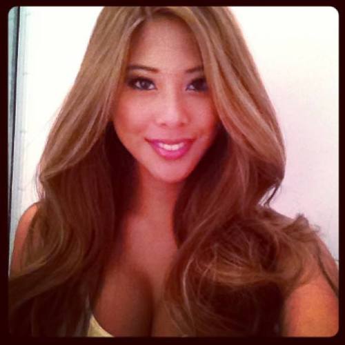 fuckyeasexyasians:  http://valeriejw.tumblr.com/ ►Fuck Yea◄
