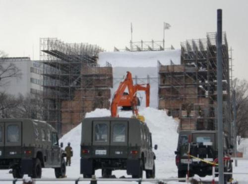 highlandvalley:HoundさんはTwitterを使っています: “札幌雪祭りに自衛隊が協力していますが、自衛隊がどれだけ本気かと言うと コンピューターを使ったCAD設計 詳細