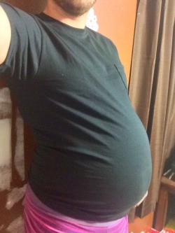 bigwolfcakebelly:  So, I think that my belly’s